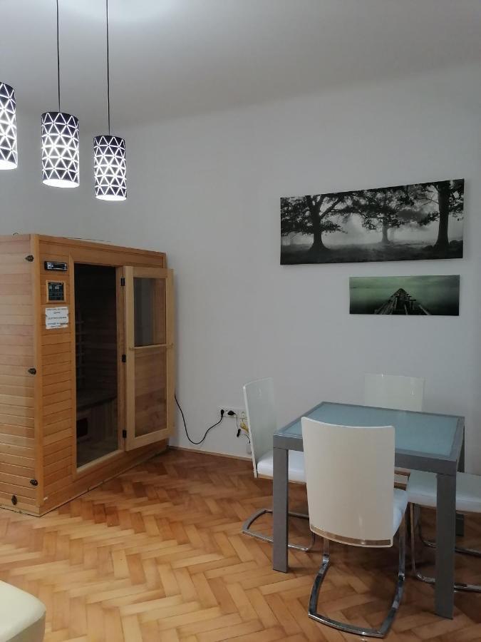 Appartamento Jakuzzi Sweet Zagreb exclusive-Sauna-Garage-Top position Esterno foto